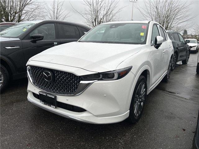 2025 Mazda CX-5 Signature (Stk: 784154) in Surrey - Image 1 of 5