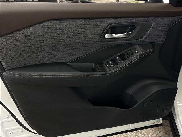 2023 Nissan Rogue SV Moonroof (Stk: 43253J) in Belleville - Image 14 of 26