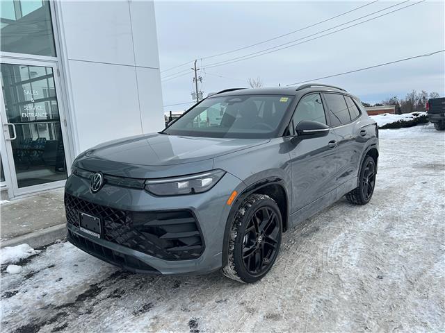 2026 Volkswagen Tiguan Comfortline R-Line Black Edition (Stk: 13186) in Peterborough - Image 1 of 22