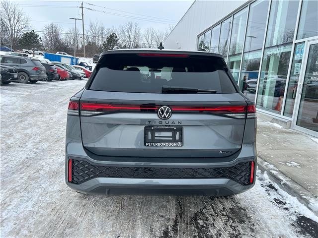 2026 Volkswagen Tiguan Comfortline R-Line Black Edition (Stk: 13186) in Peterborough - Image 4 of 22