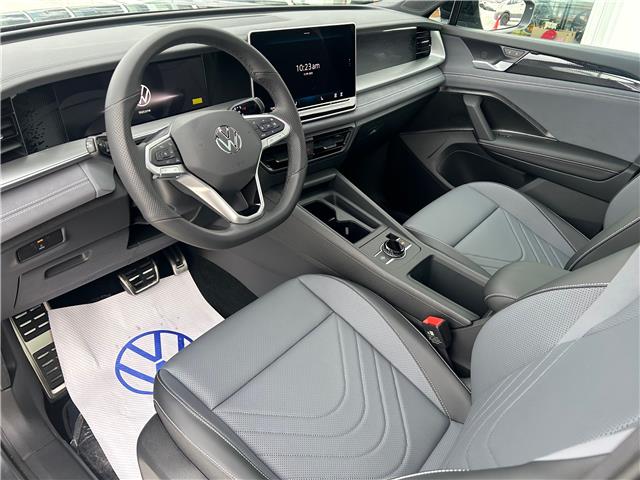 2026 Volkswagen Tiguan Comfortline R-Line Black Edition (Stk: 13186) in Peterborough - Image 9 of 22