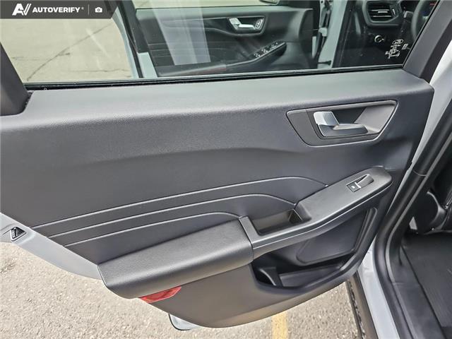 2026 Ford Escape ST-Line Select (Stk: DT044) in Kamloops - Image 33 of 35
