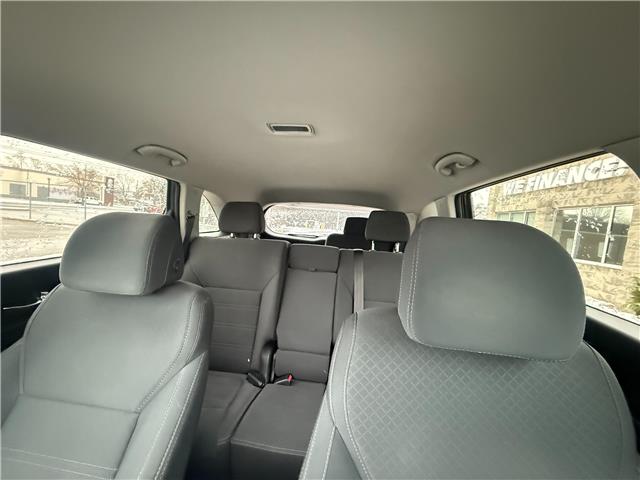 2017 Kia Sorento 3.3L LX V6 7-Seater in Sarnia - Image 20 of 23