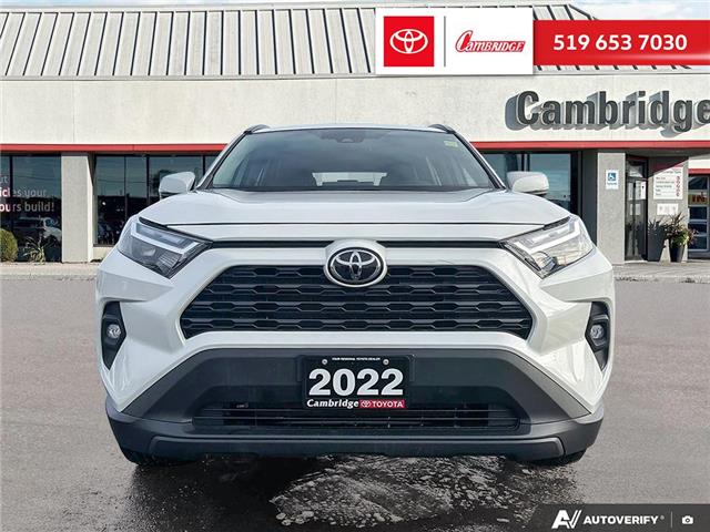 2022 Toyota RAV4 XLE (Stk: 2601031) in Cambridge - Image 2 of 25
