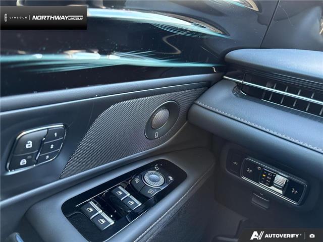 2025 Lincoln Nautilus Reserve (Stk: 5LA9551) in Brantford - Image 15 of 23