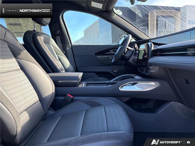 2025 Lincoln Nautilus Reserve (Stk: 5LA9551) in Brantford - Image 20 of 23