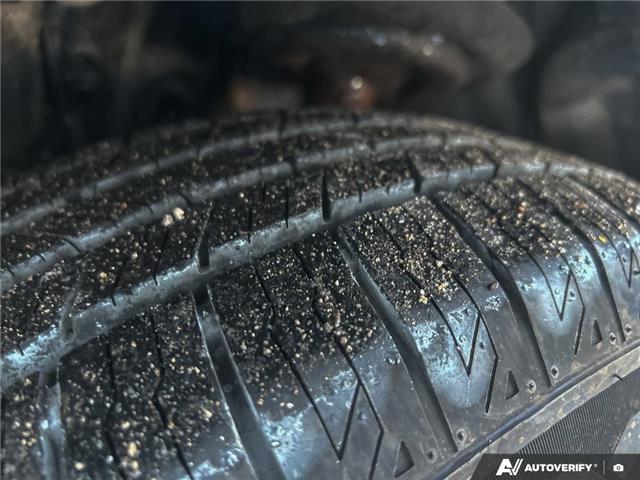 2020 Toyota Highlander XLE (Stk: 820) in Kitchener - Image 7 of 24