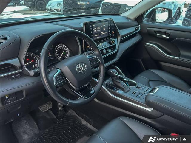 2020 Toyota Highlander XLE (Stk: 820) in Kitchener - Image 12 of 24