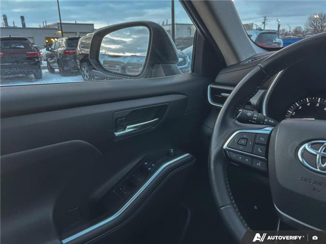 2020 Toyota Highlander XLE (Stk: 820) in Kitchener - Image 16 of 24