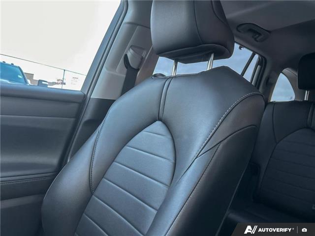 2020 Toyota Highlander XLE (Stk: 820) in Kitchener - Image 19 of 24