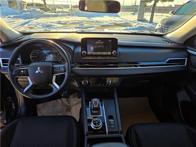 2024 Mitsubishi Outlander ES (Stk: 8921) in Calgary - Image 10 of 24