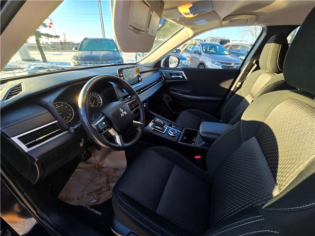 2024 Mitsubishi Outlander ES (Stk: 8921) in Calgary - Image 15 of 24