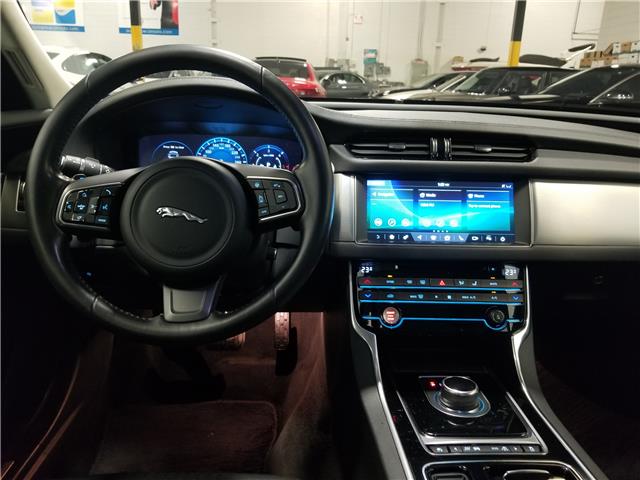 2017 Jaguar XF 20d Prestige (Stk: W4672A) in Mississauga - Image 13 of 27