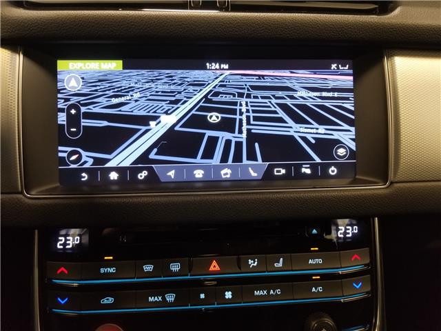 2017 Jaguar XF 20d Prestige (Stk: W4672A) in Mississauga - Image 18 of 27