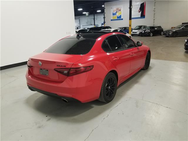 2018 Alfa Romeo Giulia Base (Stk: W4951) in Mississauga - Image 7 of 26