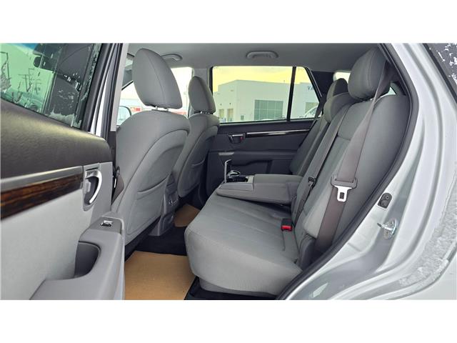 2012 Hyundai Santa Fe GL 3.5 (Stk: U31138) in Hague - Image 10 of 15