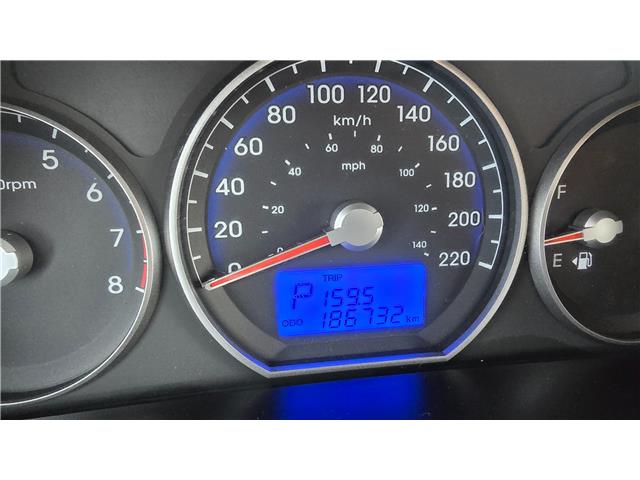 2012 Hyundai Santa Fe GL 3.5 (Stk: U31138) in Hague - Image 11 of 15