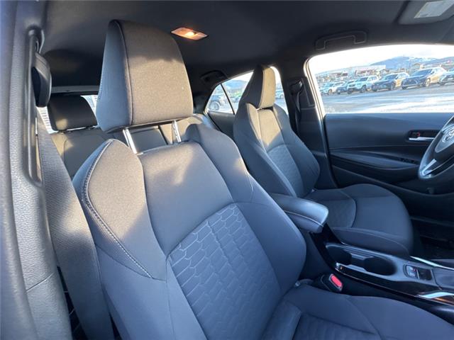 2022 Toyota Corolla Hatchback Base (Stk: 3157614K) in Cranbrook - Image 11 of 19