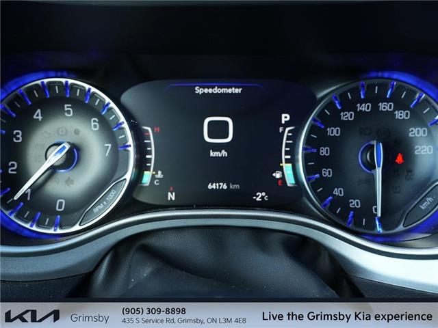 2024 Chrysler Pacifica Touring-L | PANO ROOF | LOW KM | LEATHER | CAR PLA (Stk: U3199) in Grimsby - Image 14 of 18