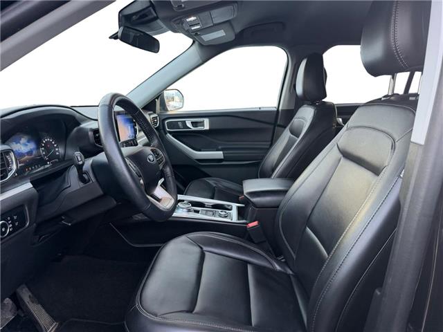 2024 Ford Explorer XLT (Stk: 15269) in Golden - Image 9 of 17