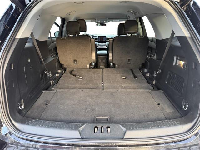 2024 Ford Explorer XLT (Stk: 15269) in Golden - Image 13 of 17