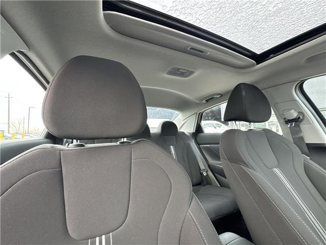 2023 Hyundai Elantra Preferred w/Tech Package (Stk: 16U101577) in Markham - Image 12 of 13
