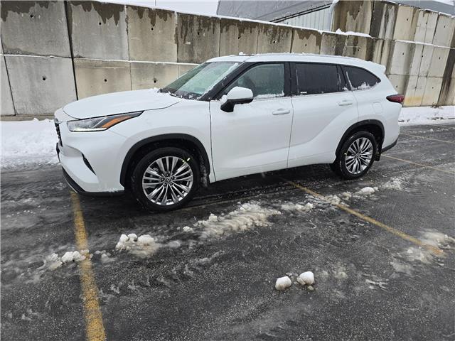 2026 Toyota Highlander Limited (Stk: 3411) in Sarnia - Image 1 of 11
