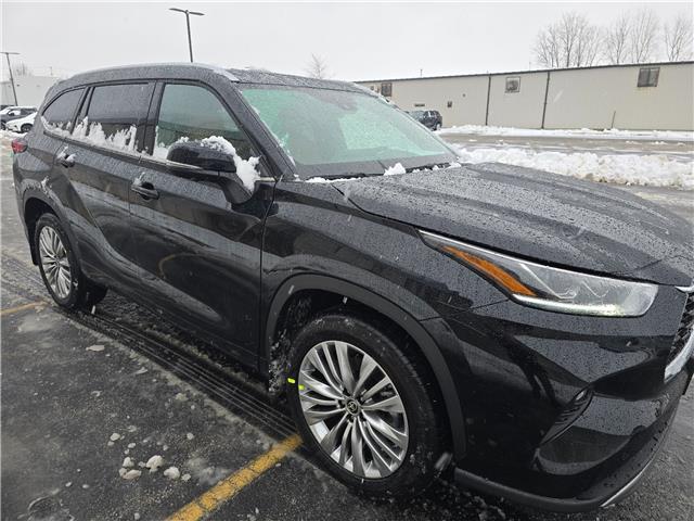 2026 Toyota Highlander Limited (Stk: 3412) in Sarnia - Image 4 of 10