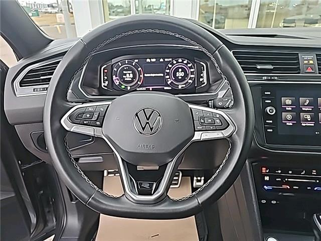 2023 Volkswagen Tiguan Comfortline R-Line Black (Stk: 26196B) in Lethbridge - Image 20 of 28