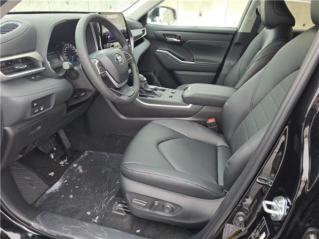 2026 Toyota Highlander Hybrid XLE (Stk: 3415) in Sarnia - Image 6 of 7