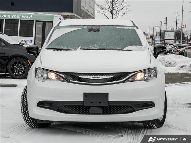 2026 Chrysler Grand Caravan SXT (Stk: C8013) in Brantford - Image 2 of 25