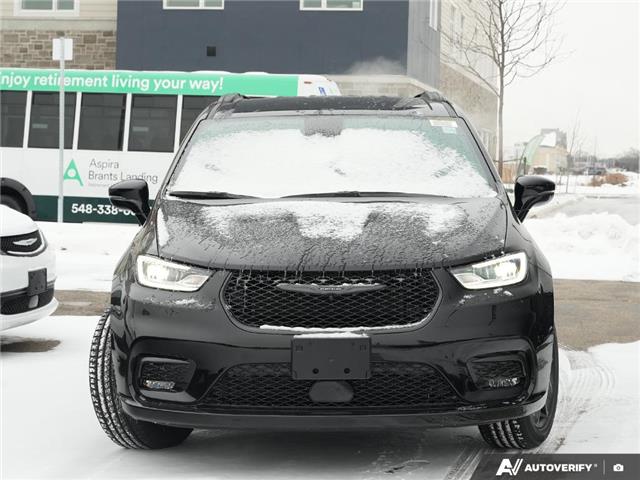 2026 Chrysler Pacifica Select (Stk: P3004) in Brantford - Image 2 of 25 2026 Chrysler Pacifica Select (Stk: P3004) in Brantford - Image 2 of 25