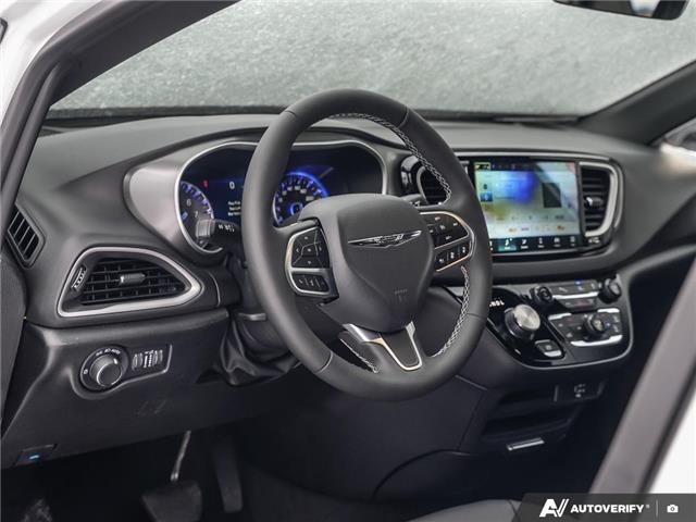 2026 Chrysler Grand Caravan SXT (Stk: C8015) in Brantford - Image 11 of 22