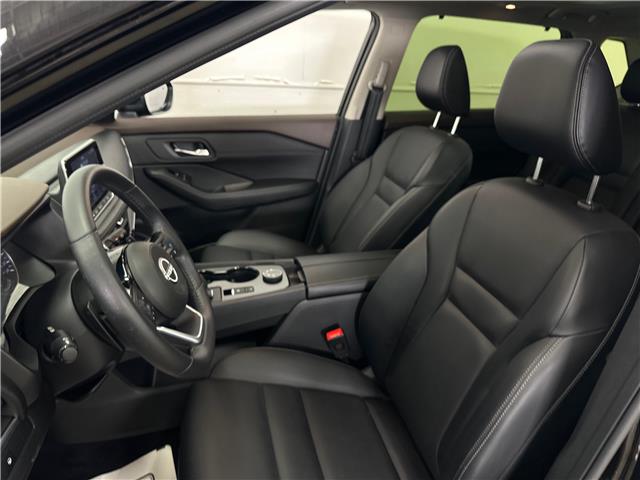 2023 Nissan Rogue SV Midnight Edition (Stk: 43254J) in Belleville - Image 13 of 27