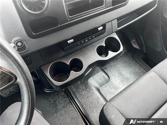 2021 Mercedes-Benz Sprinter 2500 Standard Roof I4 Diesel (Stk: S2502190A) in London - Image 15 of 18