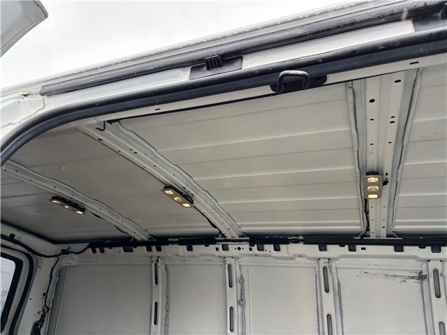 2016 GMC Savana 2500 1WT (Stk: TG190447) in Caledonia - Image 16 of 31