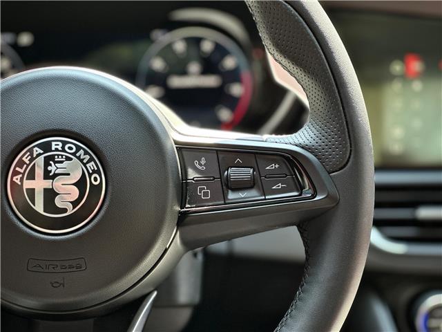 2025 Alfa Romeo Giulia Base (Stk: 668AR) in Toronto - Image 13 of 30