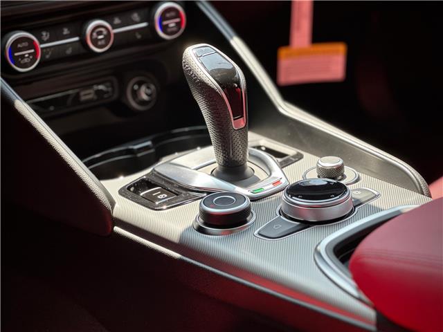 2025 Alfa Romeo Giulia Base (Stk: 668AR) in Toronto - Image 15 of 30