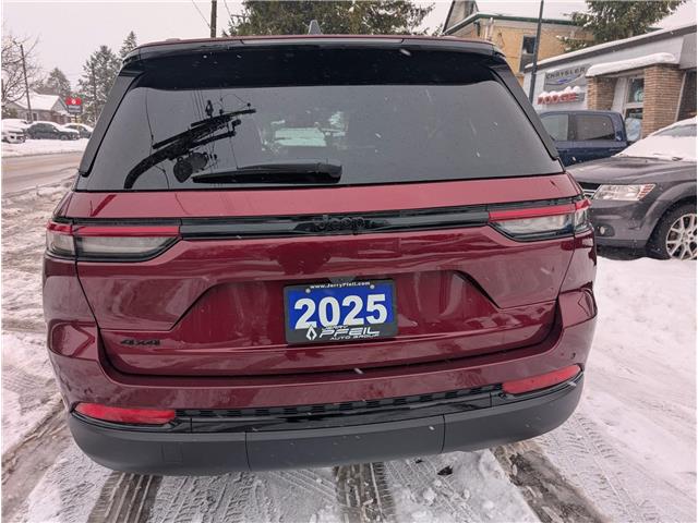 2025 Jeep Grand Cherokee Laredo (Stk: 25069) in New Hamburg - Image 7 of 16