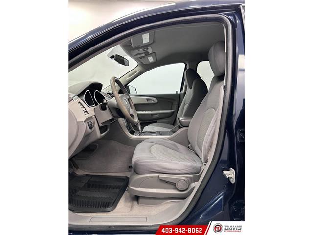 2012 Chevrolet Traverse LS (Stk: 20597) in Lethbridge - Image 7 of 19