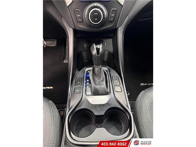 2017 Hyundai Santa Fe Sport 2.4 Premium (Stk: 20300) in Lethbridge - Image 17 of 20