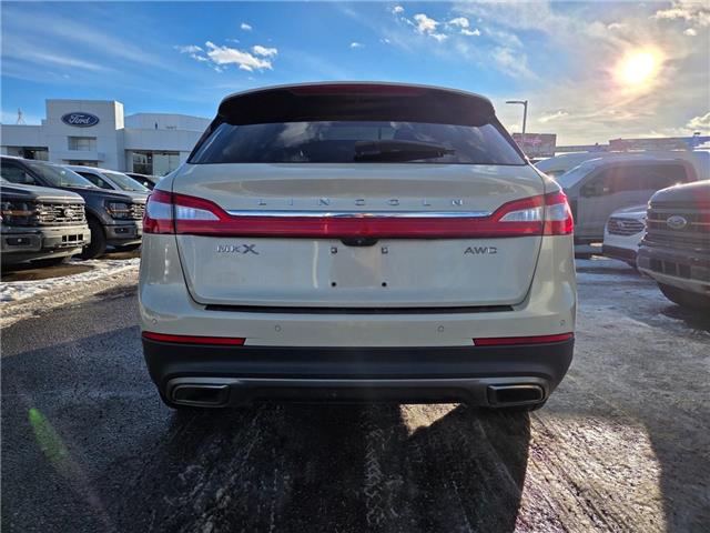 2016 Lincoln MKX Reserve (Stk: 7027) in Calgary - Image 4 of 10