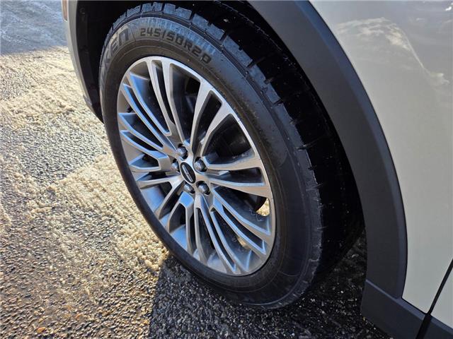 2016 Lincoln MKX Reserve (Stk: 7027) in Calgary - Image 6 of 10
