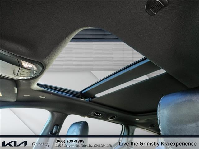 2024 Chrysler Pacifica Touring-L | LEATHER | PANO ROOF | LOW KM | CAR PLA (Stk: U3198) in Grimsby - Image 17 of 18