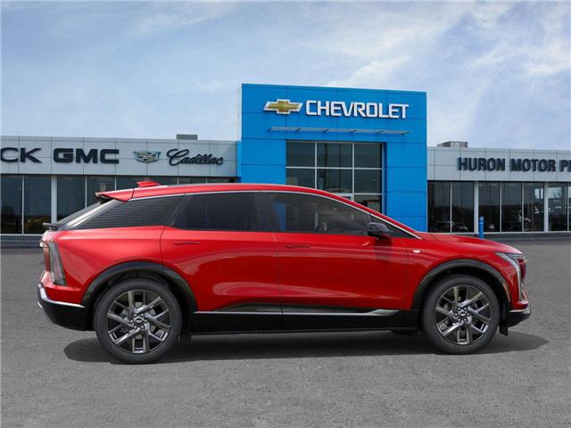 2026 Cadillac OPTIQ Luxury (Stk: 106472) in Exeter - Image 5 of 24