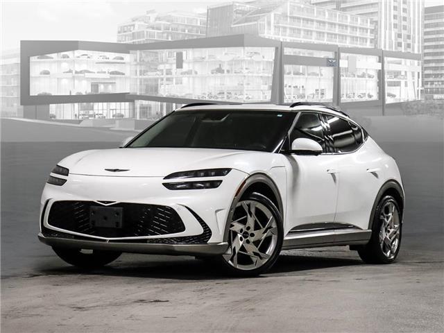2023 Genesis GV60 Performance w/Navy Interior (Stk: G25317L) in Toronto - Image 1 of 30