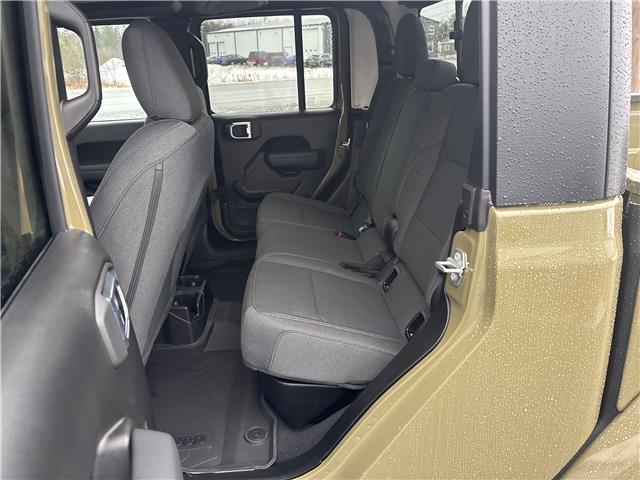 2026 Jeep Gladiator Sport S (Stk: 26017) in Oak Bay - Image 6 of 6