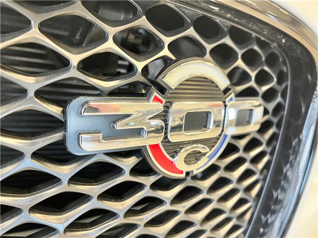 2023 Chrysler 300 C (Stk: 23-322) in Sarnia - Image 7 of 17