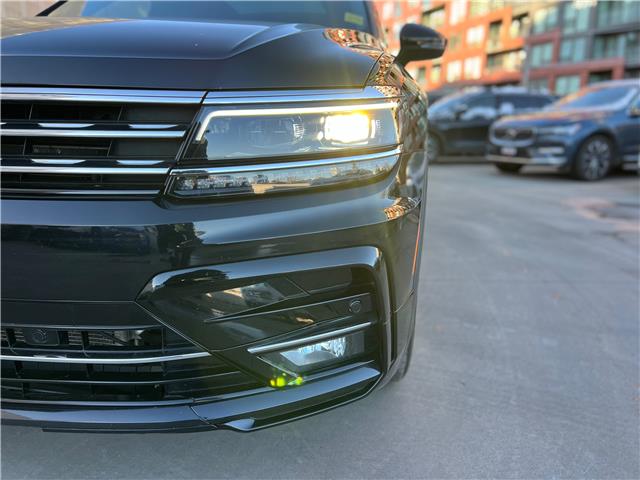 2019 Volkswagen Tiguan Highline (Stk: M14867B) in Toronto - Image 2 of 26