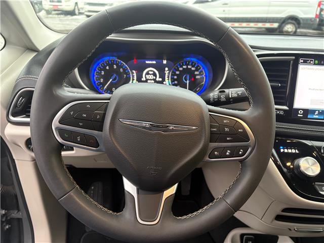 2023 Chrysler Pacifica Touring-L (Stk: -) in Sussex - Image 11 of 17